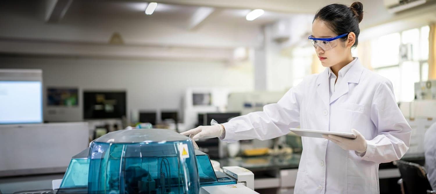 Scientist working in a lab